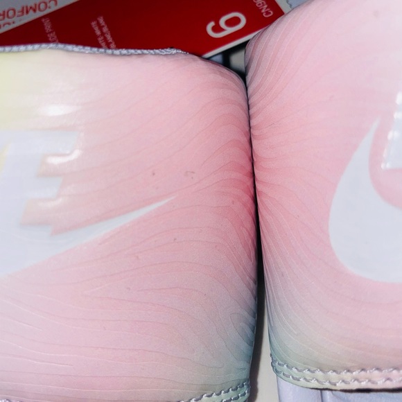 NWT- Nike Women Victori One Slide Print Pure Violet/White - Picture 10 of 14